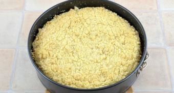 Творожный пирог с песочной крошкой — инструкция по приготовлению, шаг 7