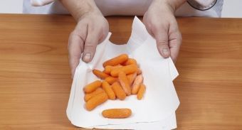 Запеченная морковь с медом — инструкция по приготовлению, шаг 2