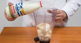 Густой ванильный коктейль со сливками — инструкция по приготовлению, шаг 2