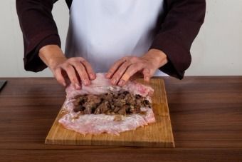 Рулет из индейки с печенкой — инструкция по приготовлению, шаг 9