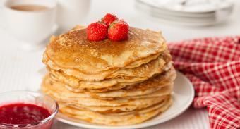 Заварные блины на кефире — инструкция по приготовлению, шаг 7