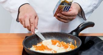 Лещ в фольге — инструкция по приготовлению, шаг 3