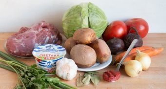 Кубанский борщ с пампушками — инструкция по приготовлению, шаг 1