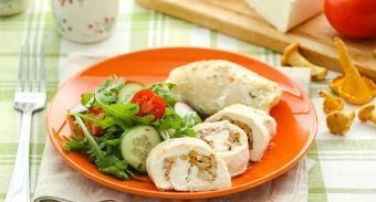 Куриные «конверты», начиненные грибами — инструкция по приготовлению, шаг 6