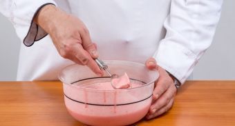 Клубничное мороженое — инструкция по приготовлению, шаг 4