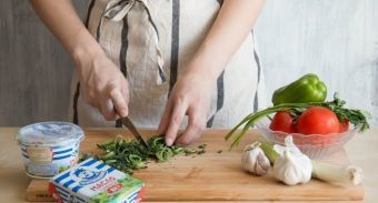 Чесночные помидоры — инструкция по приготовлению, шаг 2