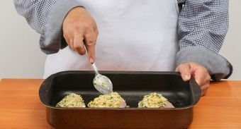 Котлеты по-киевски из куриного филе — инструкция по приготовлению, шаг 6