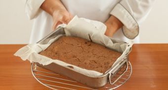 Брауни — инструкция по приготовлению, шаг 6