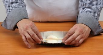 Сердечки из яиц — инструкция по приготовлению, шаг 3