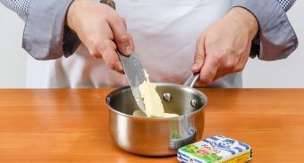 Блины из овсяной муки на молоке — инструкция по приготовлению, шаг 3