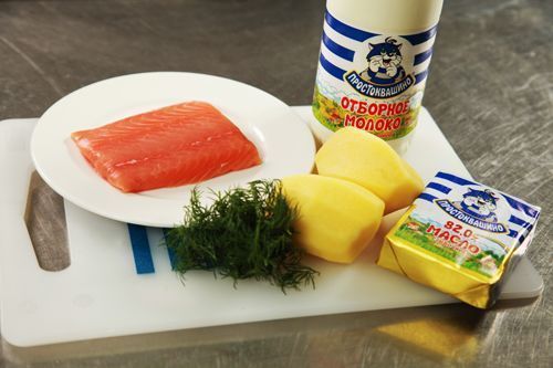 Молочный суп с лососем и картофелем — инструкция по приготовлению, шаг 1