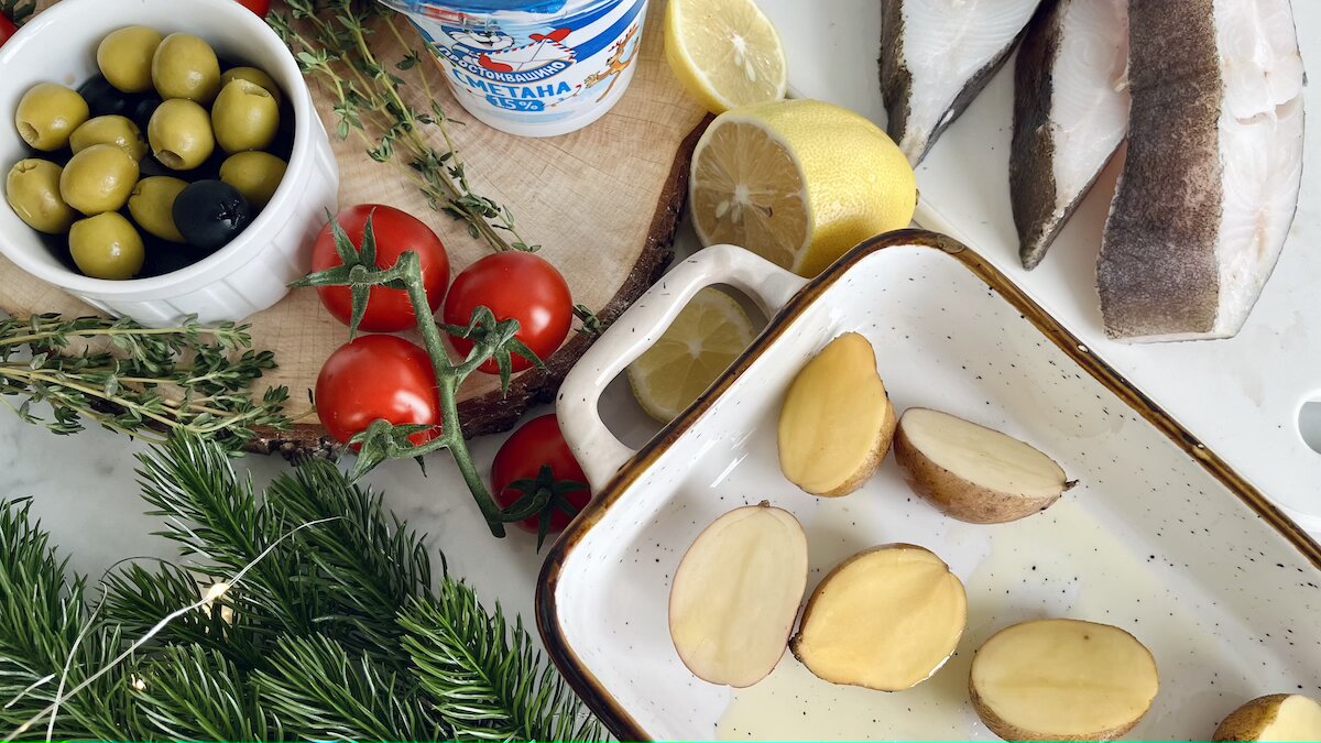 Запеченный палтус с оливками и томатами черри — инструкция по приготовлению, шаг 1