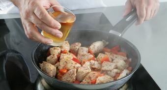 Индейка с овощами и паприкой — инструкция по приготовлению, шаг 4