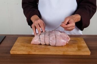 Рулет из индейки с печенкой — инструкция по приготовлению, шаг 10