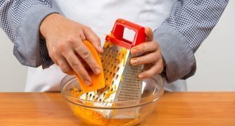 Тыквенные оладьи — инструкция по приготовлению, шаг 2