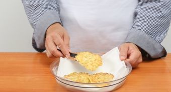 Драники из кабачков — инструкция по приготовлению, шаг 6