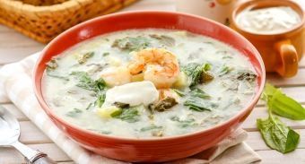 Зеленые щи с креветками — инструкция по приготовлению, шаг 11