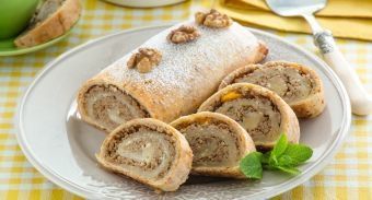 Творожный рулет с орехами — инструкция по приготовлению, шаг 6