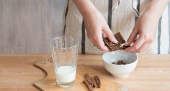 Паровые котлеты из лосося со шпинатом — инструкция по приготовлению, шаг 3