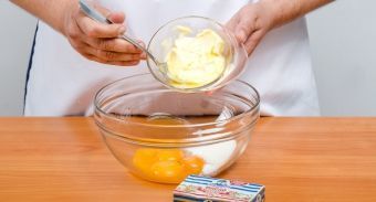 Пирог-перевертыш из яблок — инструкция по приготовлению, шаг 4