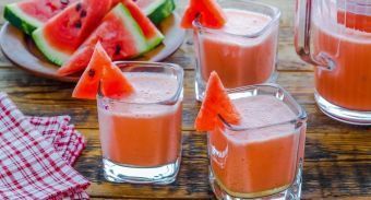 Молочно-арбузный коктейль — инструкция по приготовлению, шаг 4