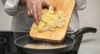 Блины с начинкой из ананаса — инструкция по приготовлению, шаг 3