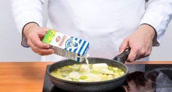 Суп-пюре из кабачков с сыром — инструкция по приготовлению, шаг 4