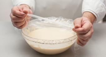 Классические блины на молоке — инструкция по приготовлению, шаг 3