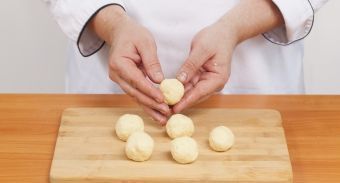 Творожные пончики — инструкция по приготовлению, шаг 4