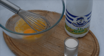 Шоколадный пудинг на кефире — инструкция по приготовлению, шаг 1