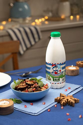 Салат из баклажанов с курицей и гранатами