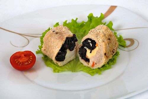 Котлеты из курицы с черносливом