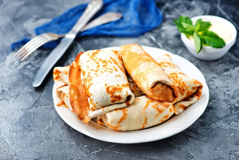 Блинчики с курицей измельченной в мясорубке